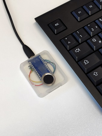 Fingerprint - Authentifizierung USB HID macro  Keyboard Emulation